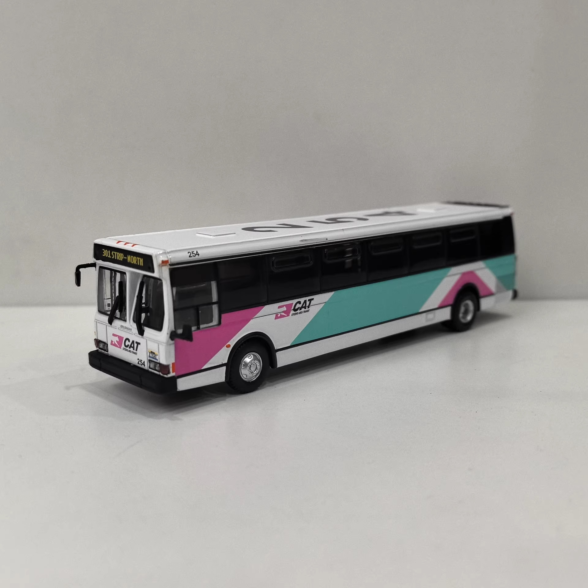 Cat Toys - Diecast IR 1/87 escala HO GRUMMAN
